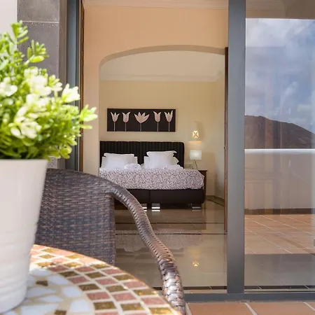 Zafiro 34 Playa Blanca (Lanzarote)