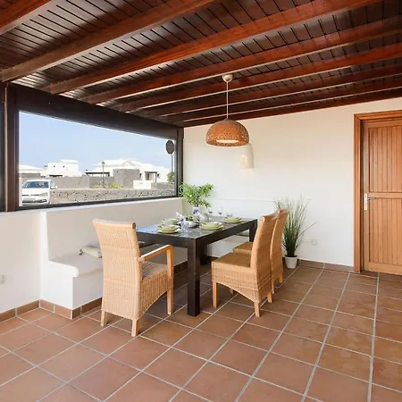 Zafiro 34 Playa Blanca (Lanzarote)